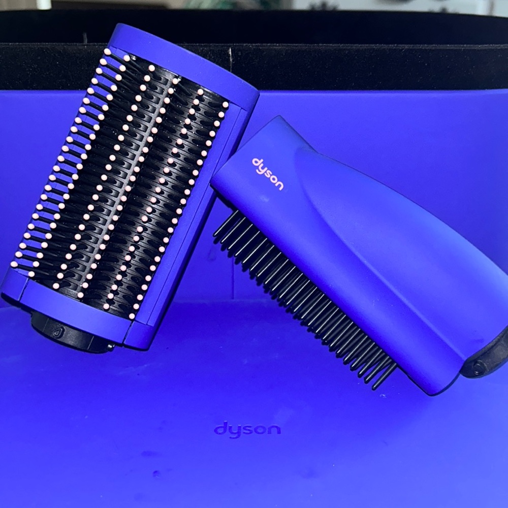 Dyson Soft Smoothing Brush and Firm Smoothing Brush Attachments